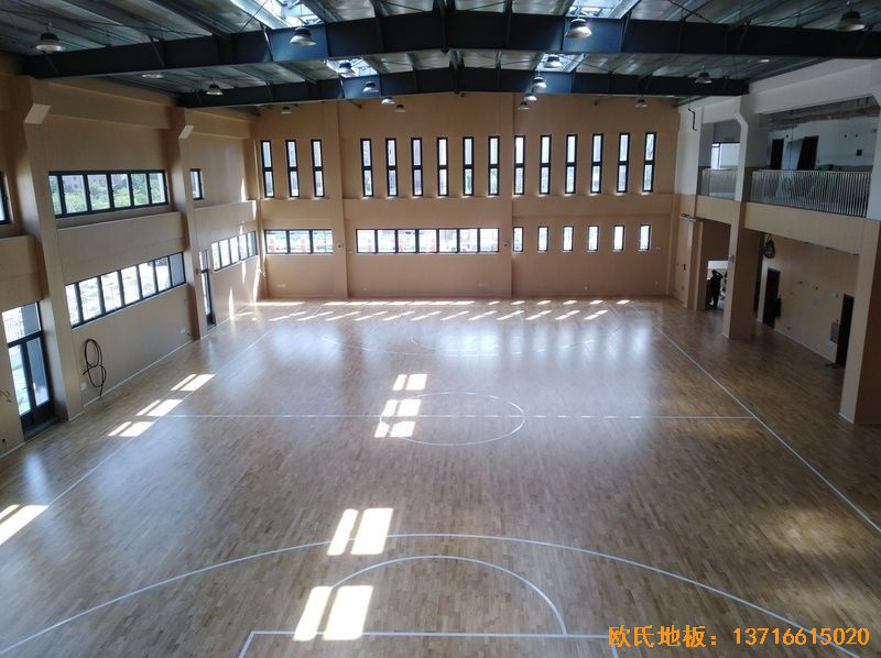 上海嘉定區大居小學運動地板鋪設案例