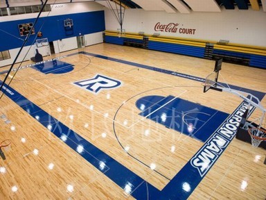 楓木運(yùn)動(dòng)地板pk柞木運(yùn)動(dòng)地板