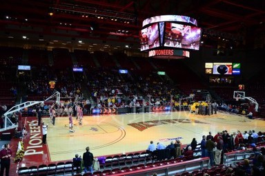 延長運動木地板壽命，得這么做