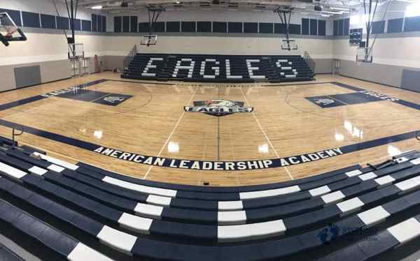 運動籃球木地板哪種牌子好