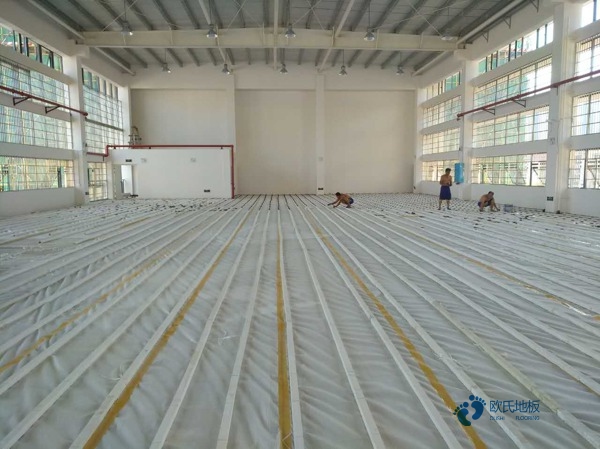 優惠的體育運動木地板公司