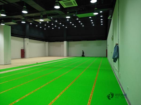 楓木體育場館地板如何保養