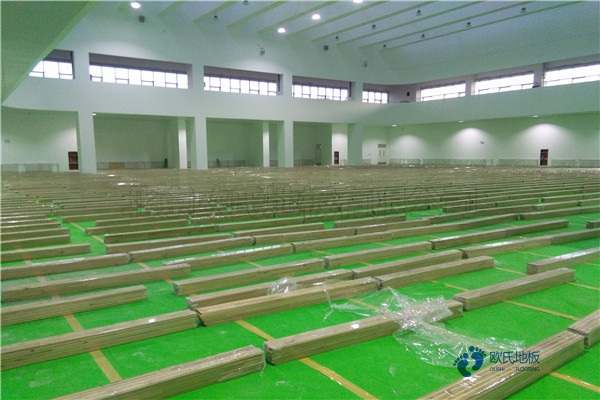 高品質(zhì)籃球場木地板安裝公司