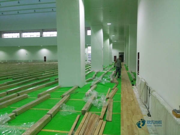 高品質(zhì)籃球場木地板安裝公司