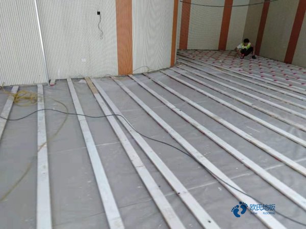學校運動場館木地板施工流程