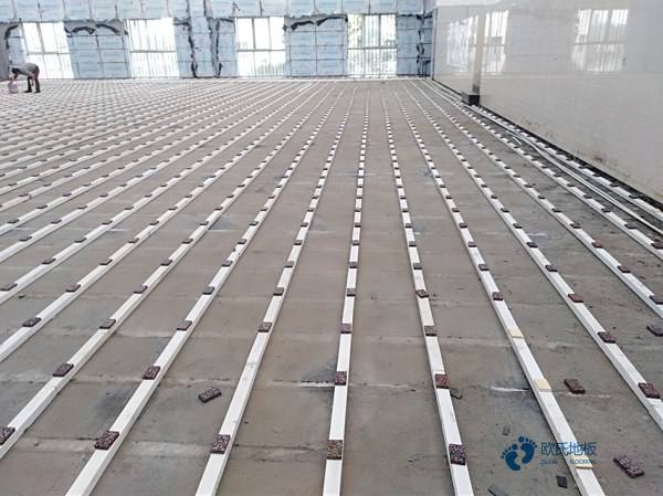 學校籃球場館木地板如何挑選