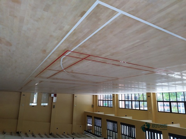 學校運動場木地板施工方案