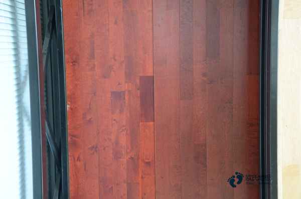 學校體育場地板施工方案