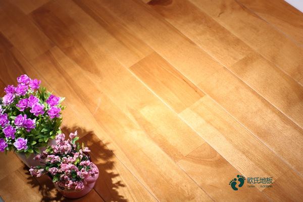 學校籃球地板如何選