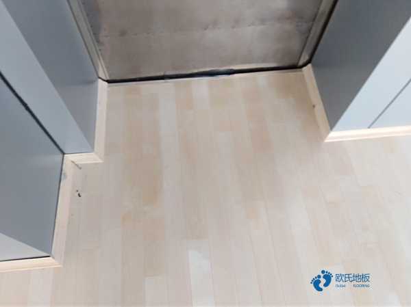 好看的體育籃球木地板價(jià)格行情