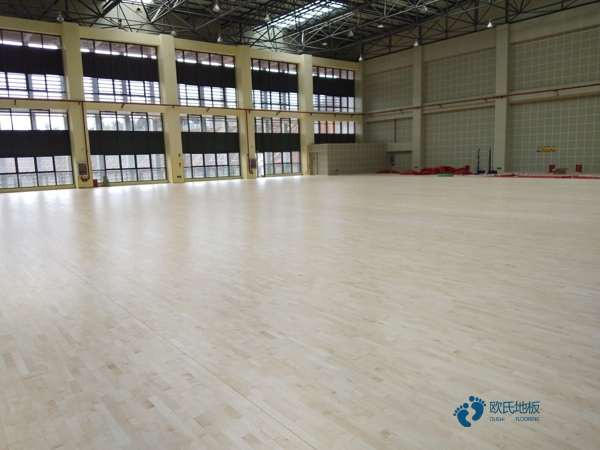 行業籃球木地板價格多少錢