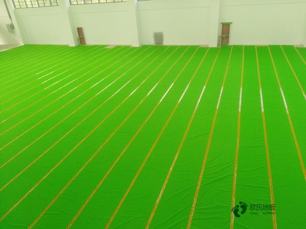 那里有體育籃球木地板較低價格