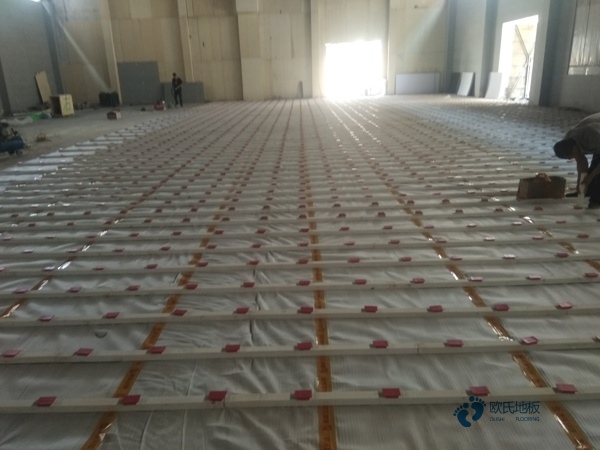 行業(yè)籃球木地板造價(jià)