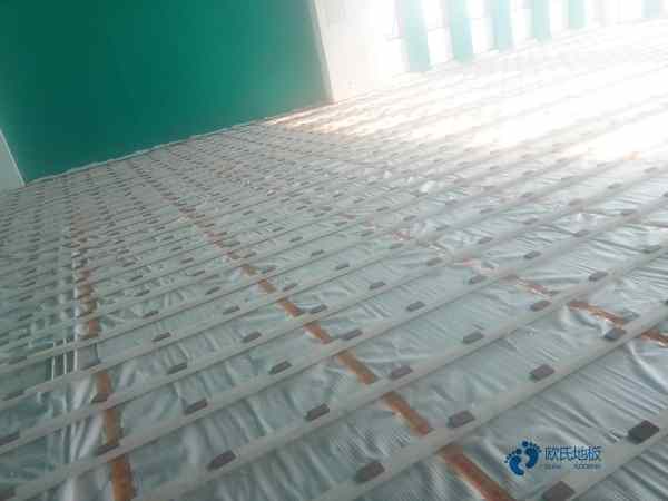 批發(fā)體育籃球木地板報(bào)價(jià)