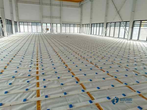 體育運(yùn)動(dòng)木地板施工1