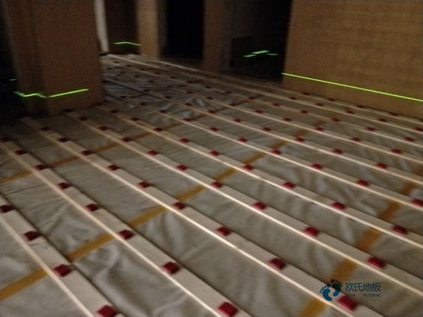 體育籃球木地板哪個牌子比較好3