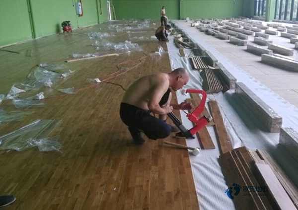 籃球場木地板平米價1