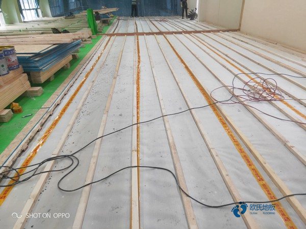 體育場(chǎng)地木地板電話2