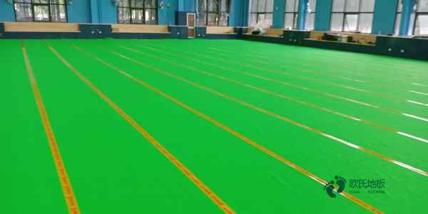 用哪種體育地板購(gòu)買(mǎi)注意事項(xiàng)