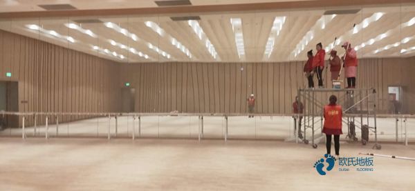 好看的籃球運動木地板如何保潔