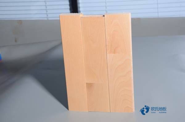 45度斜鋪龍骨運動木地板保養