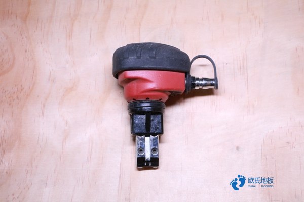 懸浮式運動木地板養護