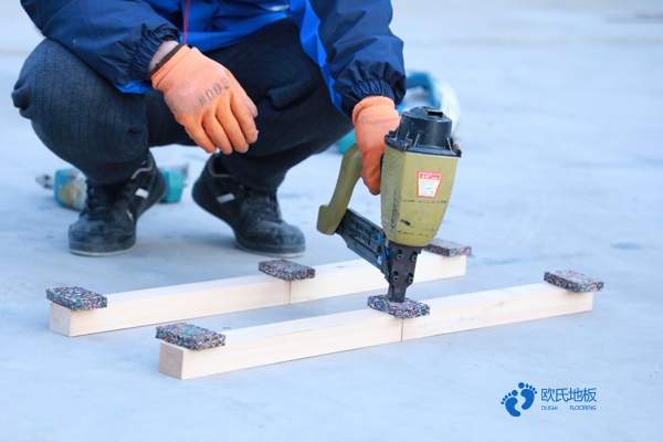 高端體育籃球木地板價(jià)格