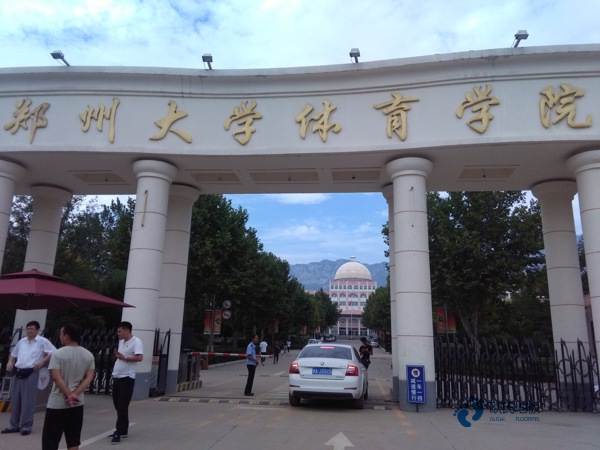 室內(nèi)運(yùn)動(dòng)木地板用什么木質(zhì)的好