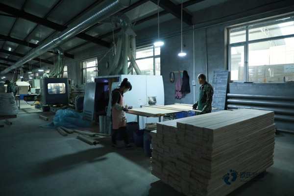 室內(nèi)運(yùn)動(dòng)木地板用什么木質(zhì)的好