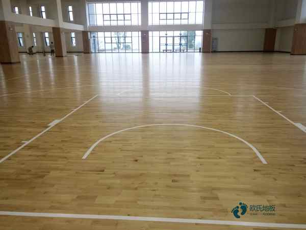 學?；@球館木地板木紋2